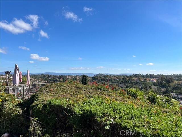 Building Photo - 24482 Los Serranos Dr