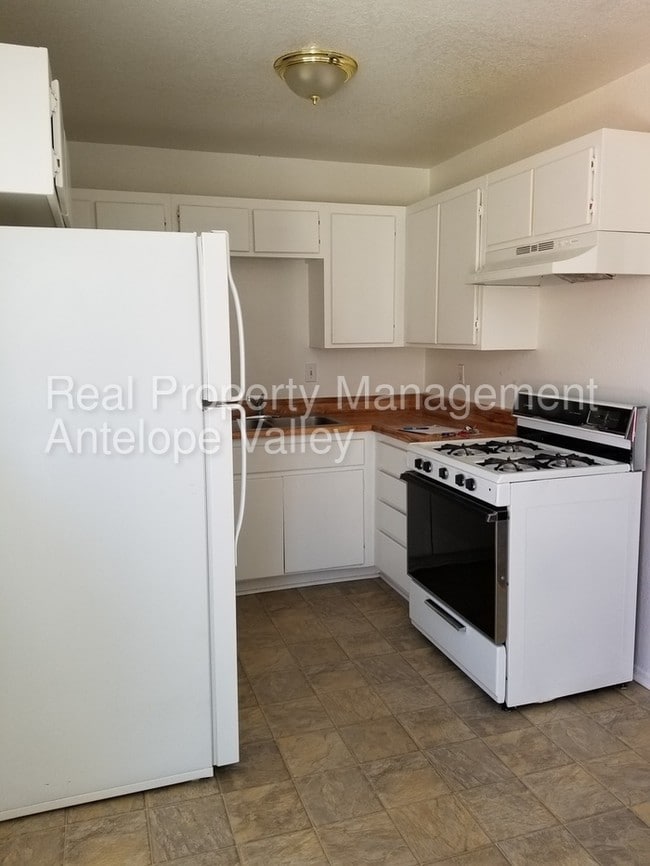 Foto del edificio - 2875 Sycamore Ave