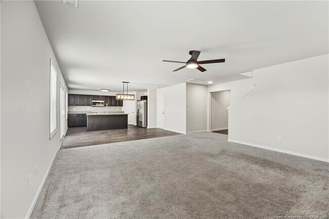 Foto del edificio - 34 Merlin Ct