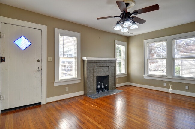 Building Photo - 4128 Pershing Ave