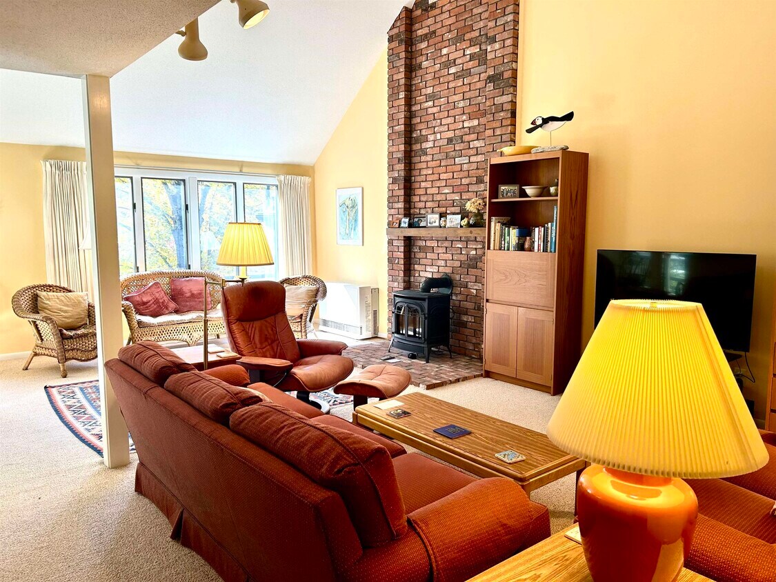 624 Otter Rd Grantham, NH 03753 Alquileres en Grantham, NH