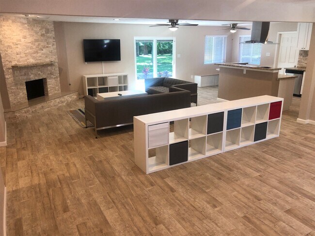 Foto del edificio - 25610 Spring Ridge Dr