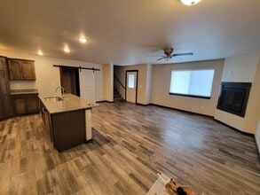 Building Photo - 605 Halfpipe St