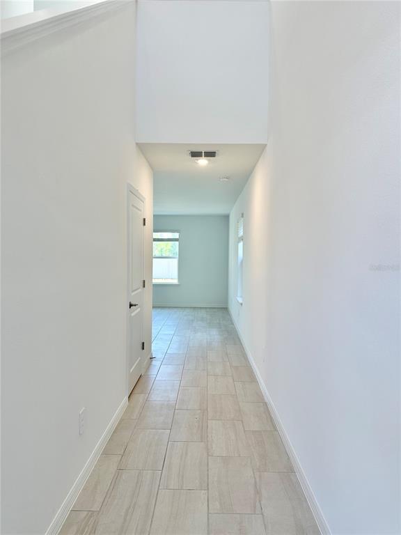 Foto del edificio - 17761 Pleasantview Blvd