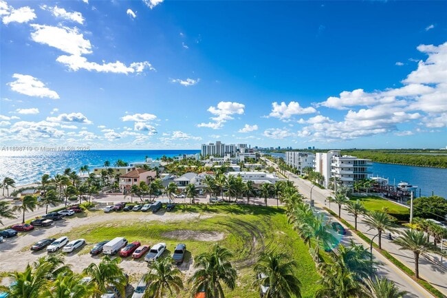 Building Photo - 3111 N Ocean Dr