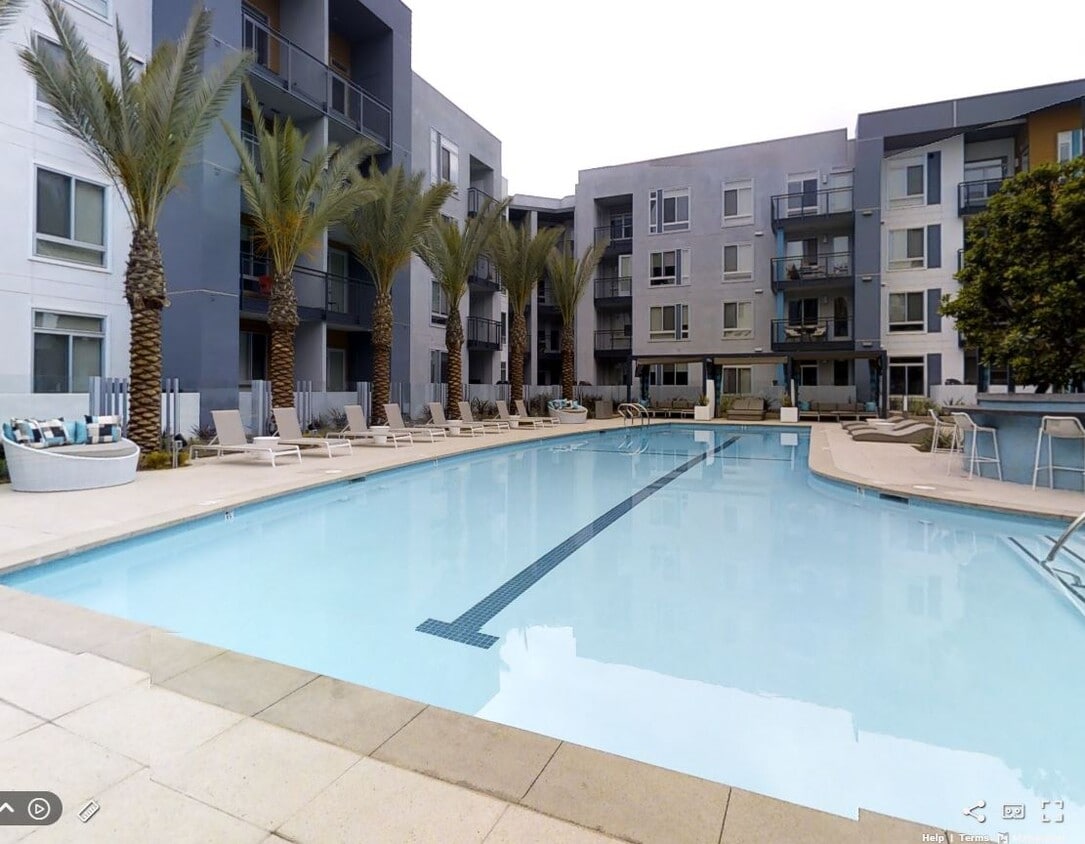 Photo - AMLI Uptown Orange Apartments