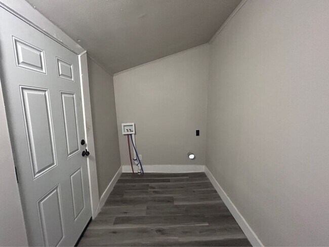 Foto del edificio - 1710 W 15th St