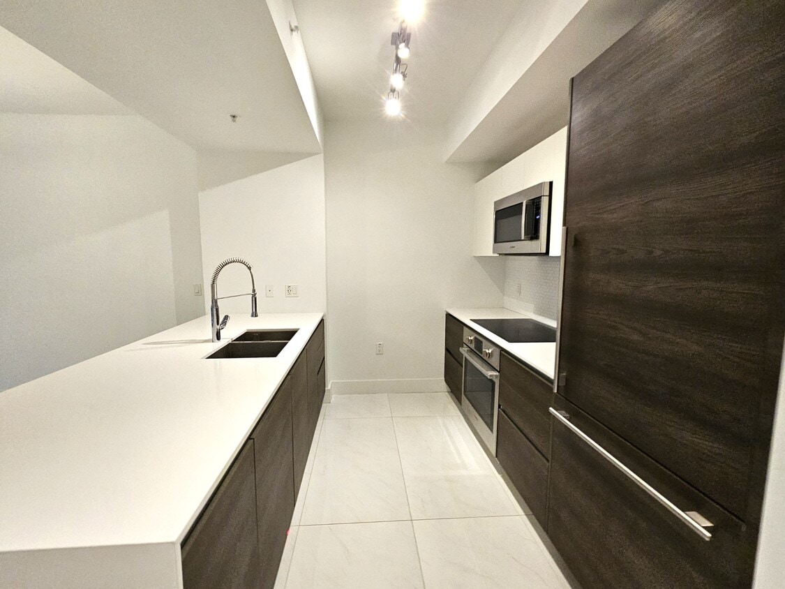 Photo - 301 Altara Ave (Coral Gables, FL)