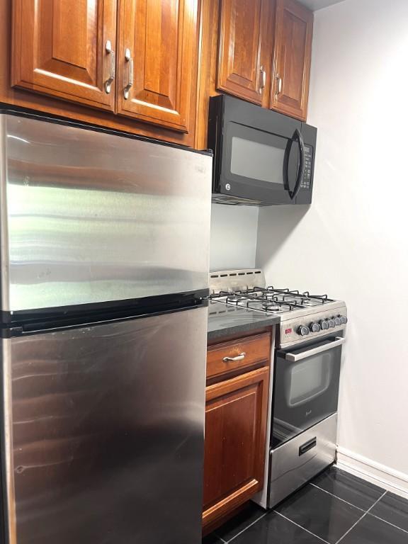 Building Photo - 3 bedroom in New York NY 10019