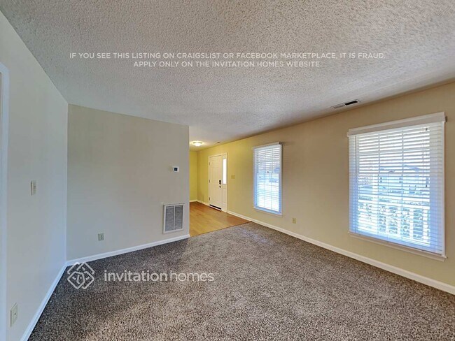 Foto del edificio - 1501 Pycroft Ct