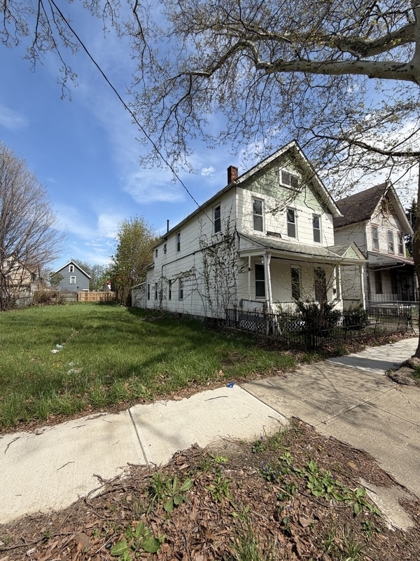 Building Photo - 1137 E 66th St