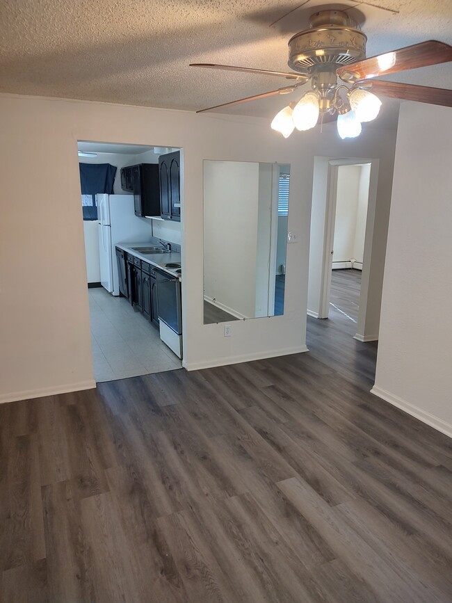 Building Photo - 1710-1730 W 55th Ave