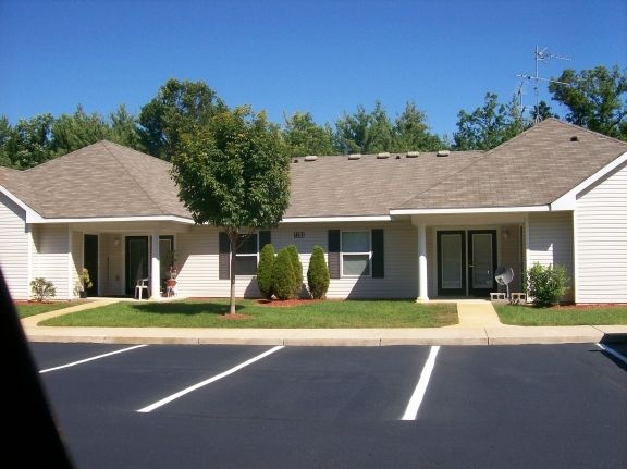 Duvernay Park Apartments - Idlewild, MI | Apartments.com