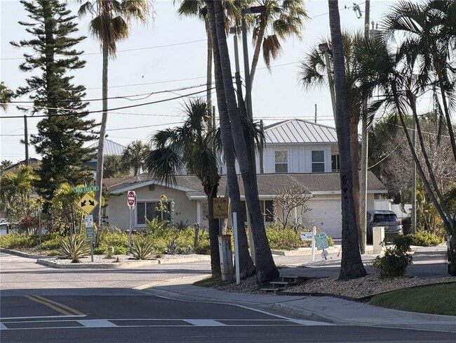 Foto del edificio - 100 Boca Ciega Dr