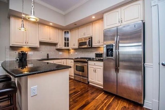 Foto del edificio - 2507 N Halsted St