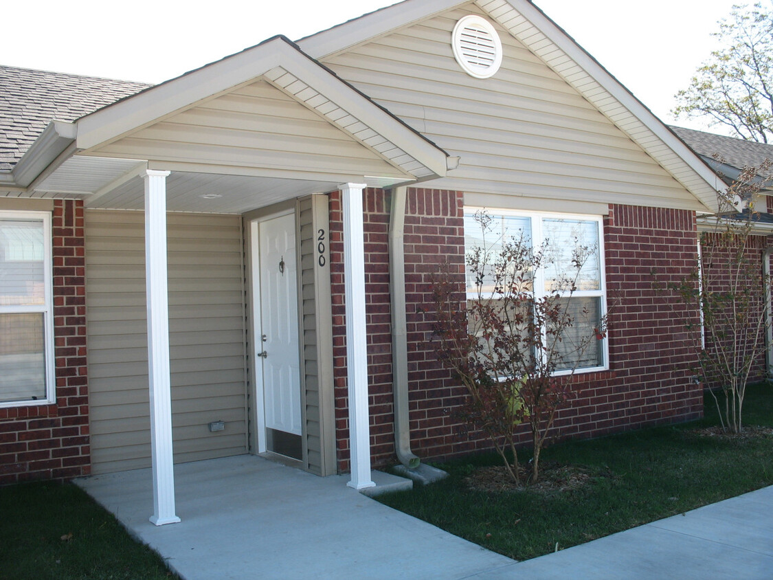 Primary Photo - Quadplex