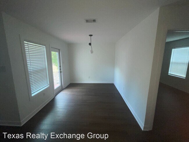 Foto del edificio - 3 br, 2 bath House - 230 Glenmore