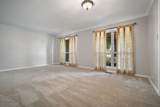 Foto del edificio - 4910 S W St
