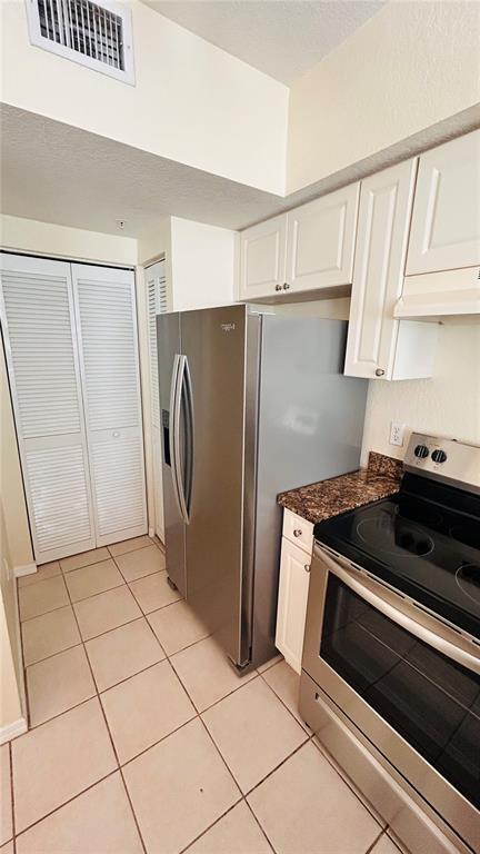 Foto del edificio - 6732 W Sample Rd