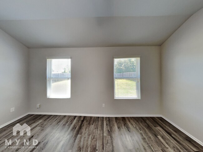 Foto del edificio - 1716 Lanesboro Dr
