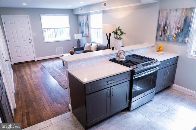 Foto del edificio - 1427 Howard Rd SE