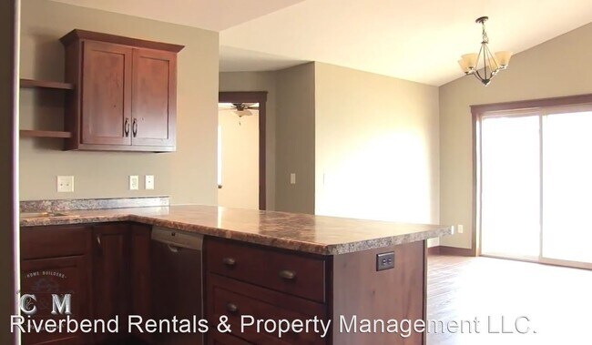 Foto del edificio - 3 br, 2 bath House - 4966 Waylon St