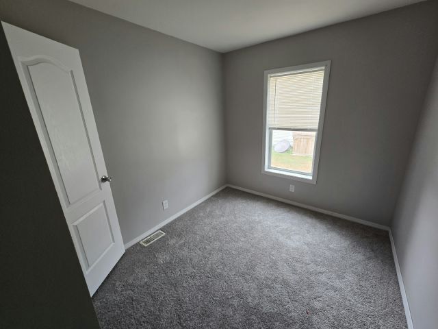 Building Photo - 203 Karu Dr