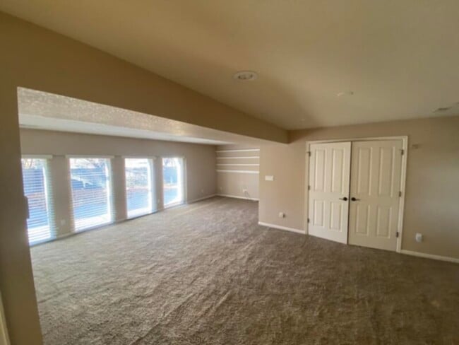 Building Photo - Large, Beautiful Home! Walking Distance to St. Mary's!