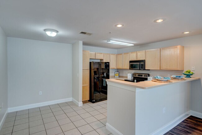Foto del edificio - 2820 Bloomfield Ln