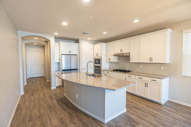 Building Photo - BRAND NEW 4 Bed/2 Bath Home in Promenade!