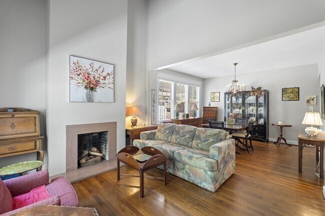 Building Photo - Furnished Short Term Rental in Dilworth