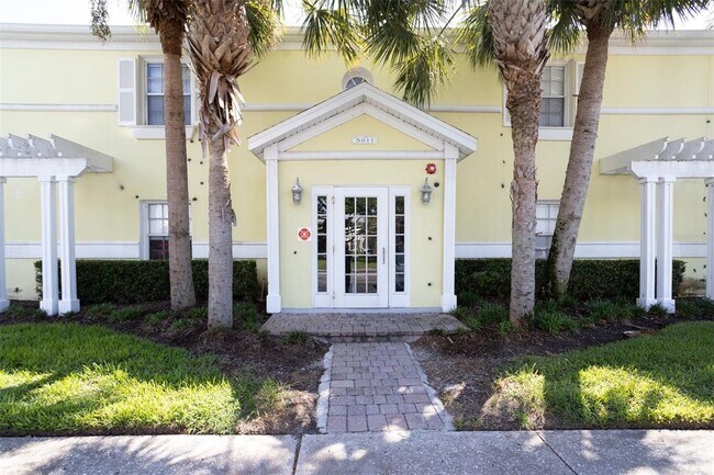 Building Photo - 5011 Starfish Dr SE