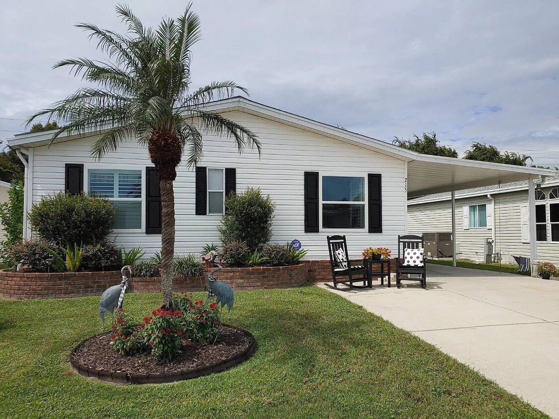 Photo - 215 Tiger Lilly Dr (Parrish, FL)