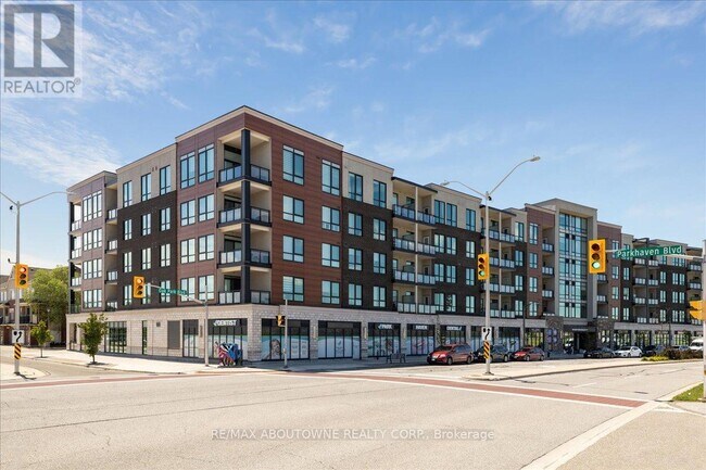 Building Photo - 150-150 Oak Park Blvd