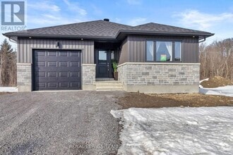 Building Photo - 181 Seabert Dr