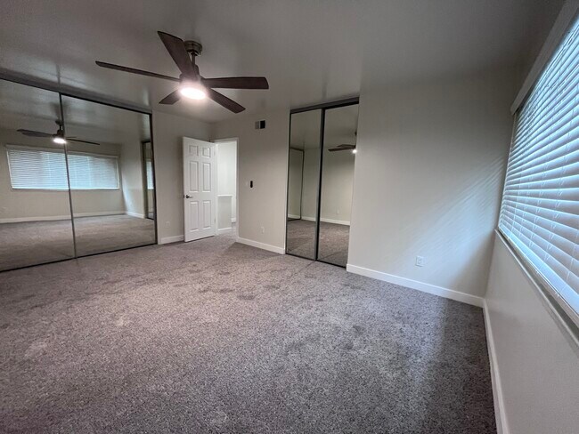 Foto del edificio - 2834 E Frontera St