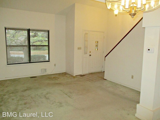 Building Photo - 6424 Loring Dr