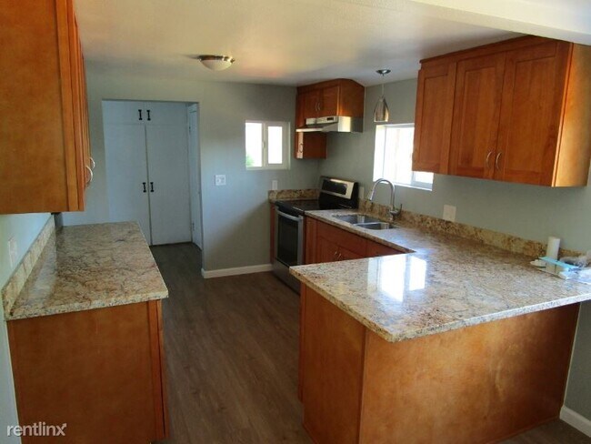 Building Photo - 2 br, 2 bath House - 11924 Clear Creek Rd NW