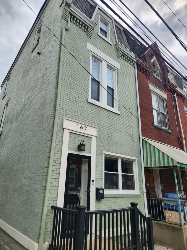 Foto principal - 167 46th St