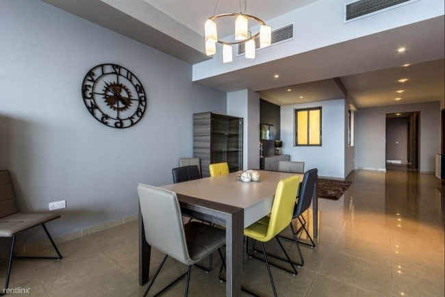 Building Photo - 2 br, 2 bath Condo - 750 Arcadia Ave Unit 11