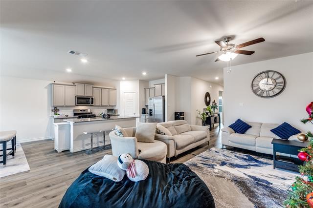 Building Photo - 9809 Gooseneck Dr