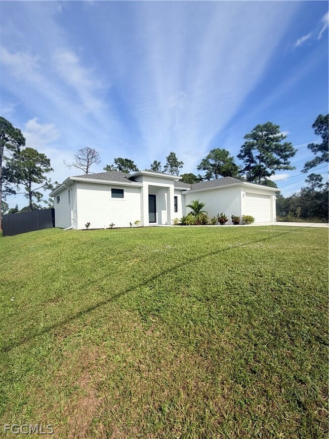 Building Photo - 3804 40th St SW