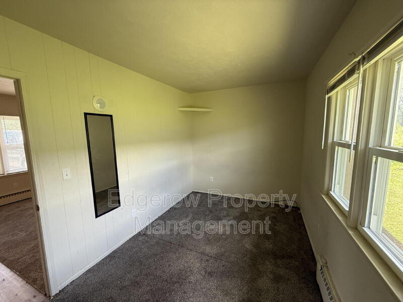Foto del edificio - 13827 Ironwood Dr NW
