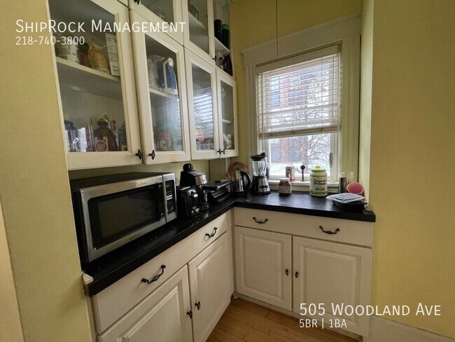 Foto del edificio - 505 Woodland Ave