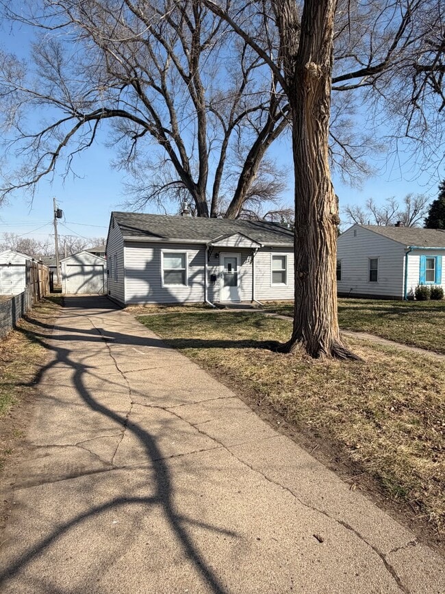 Building Photo - 2807 Jefferson St