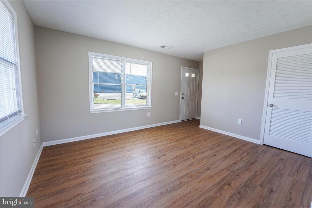 Foto principal - 3107 Shawnee Dr