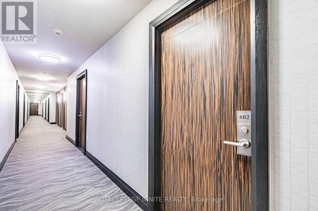 Photo du bâtiment - 349 Rathburn Rd W