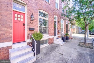 Building Photo - 631 S Eaton St