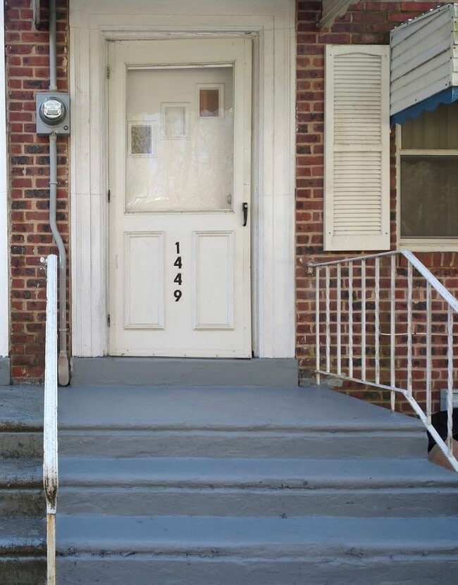 Building Photo - 1449 Edgewood Ave