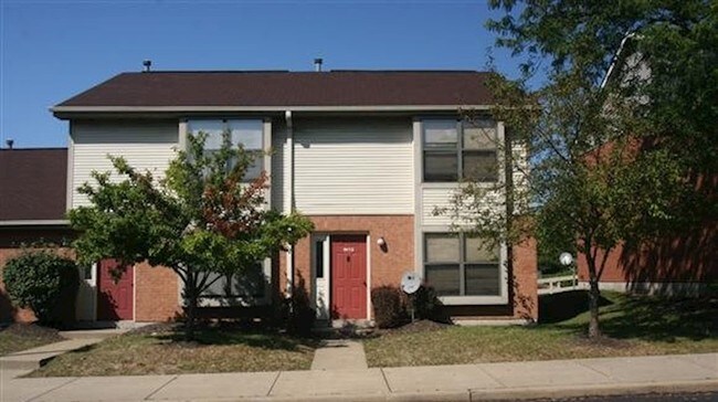 Building Photo - 7803 Hough Ave
